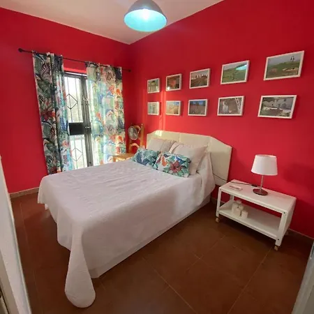 Casa Rural Los Almendros Malaga Exterior photo